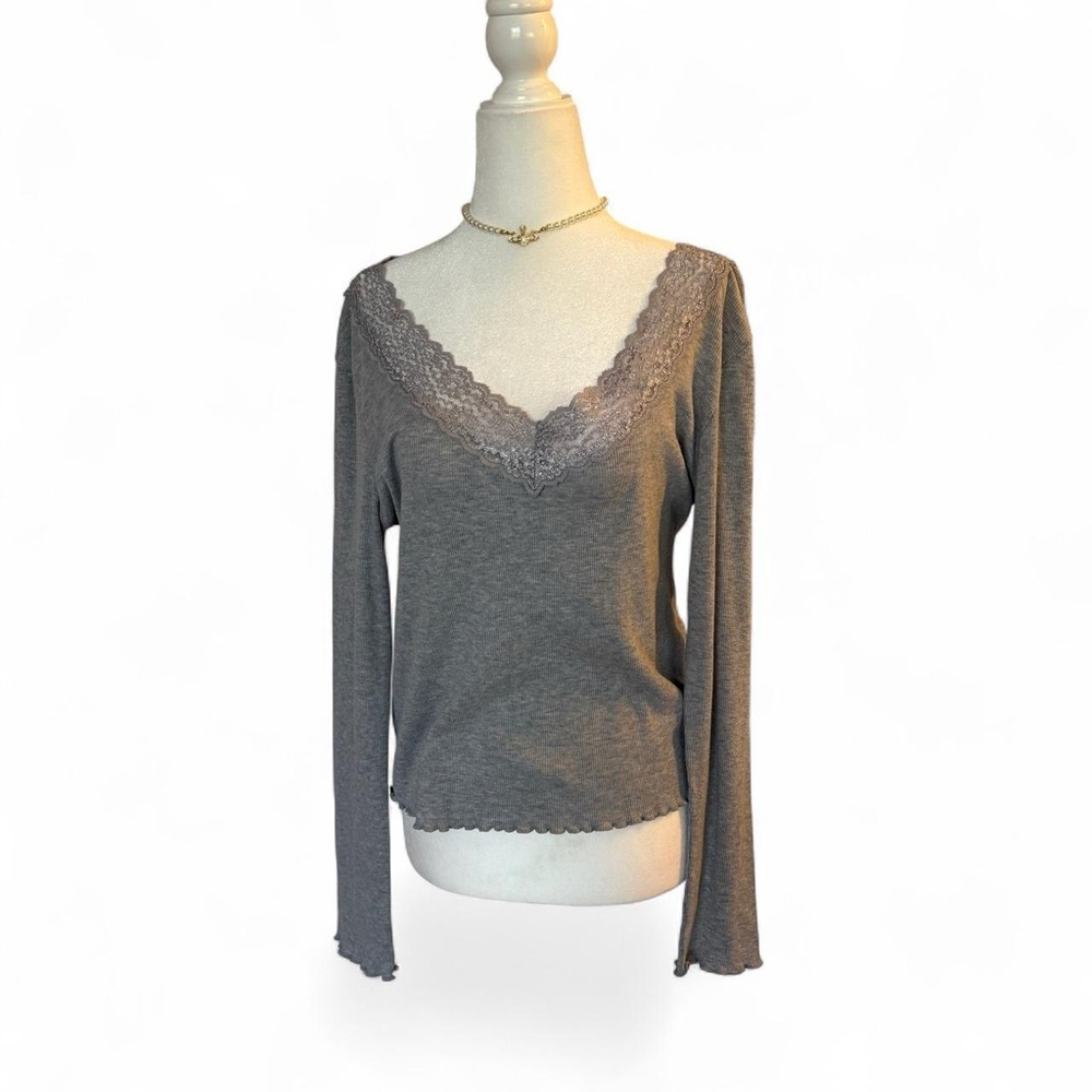 Delicates Bella Swan Ribbed Frilled Hem Lace Trim Grey Long Sleeve